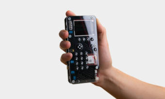 MAKERphone-DIY-Cell-Phone-1