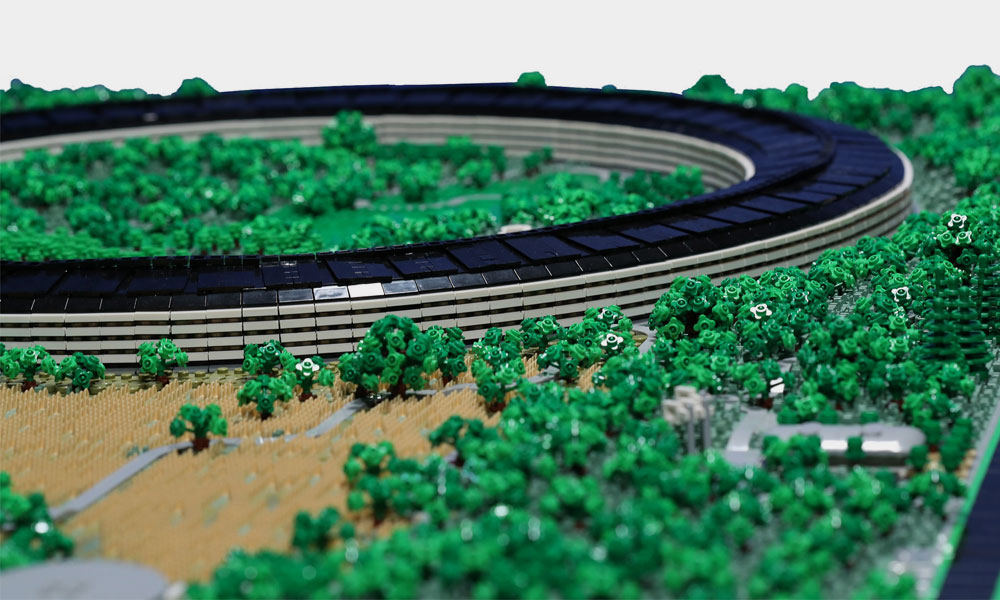 This-LEGO-Apple-Campus-Took-Two-Years-to-Build-5