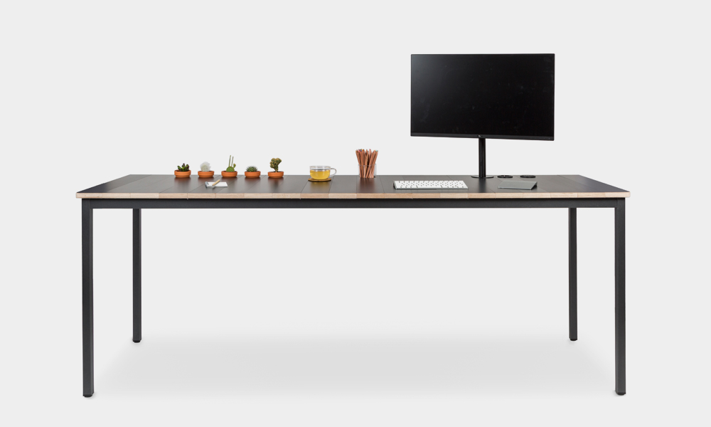 This Modular Desk Works in Any Office