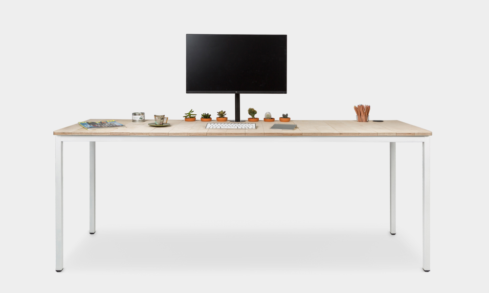 This-Modular-Desk-Works-in-Any-Office-2