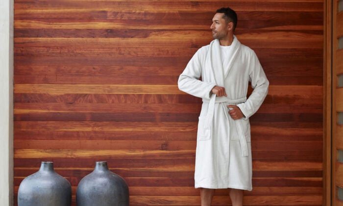 Parachute’s Classic Bathrobe Is Better Than Pants