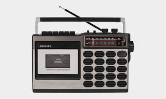 Crosley-Made-a-Retro-Tape-Deck-With-Modern-Features-1