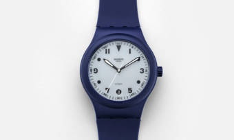 HODINKEE-and-Swatch-Teamed-Up-to-Make-an-Affordable-Watch-With-Style-1