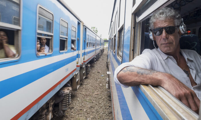 How-to-Travel-Like-Anthony-Bourdain-Did-Header