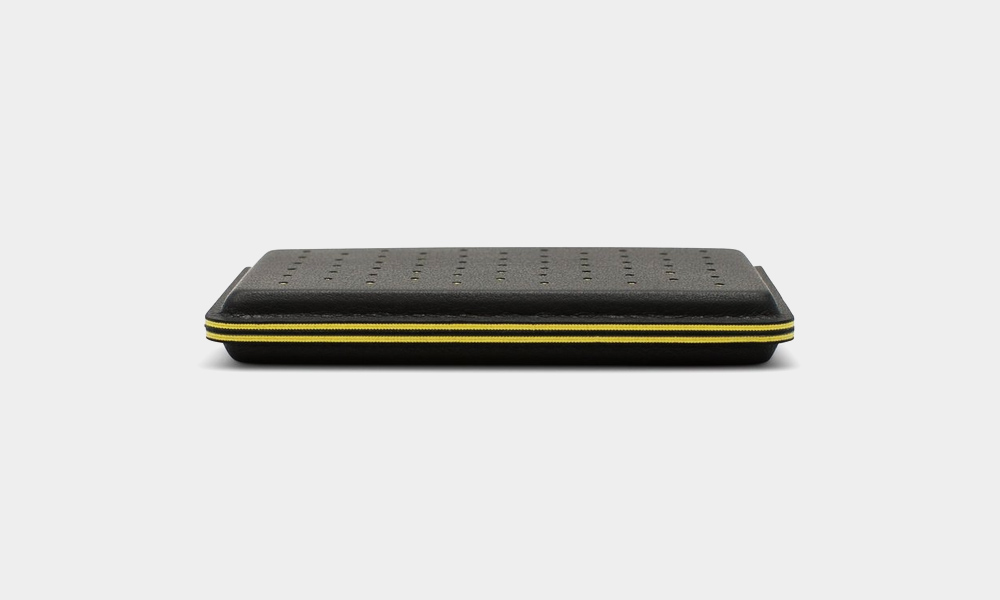 Discommon-Goods-Thermoformed-Wallet-2-0-3