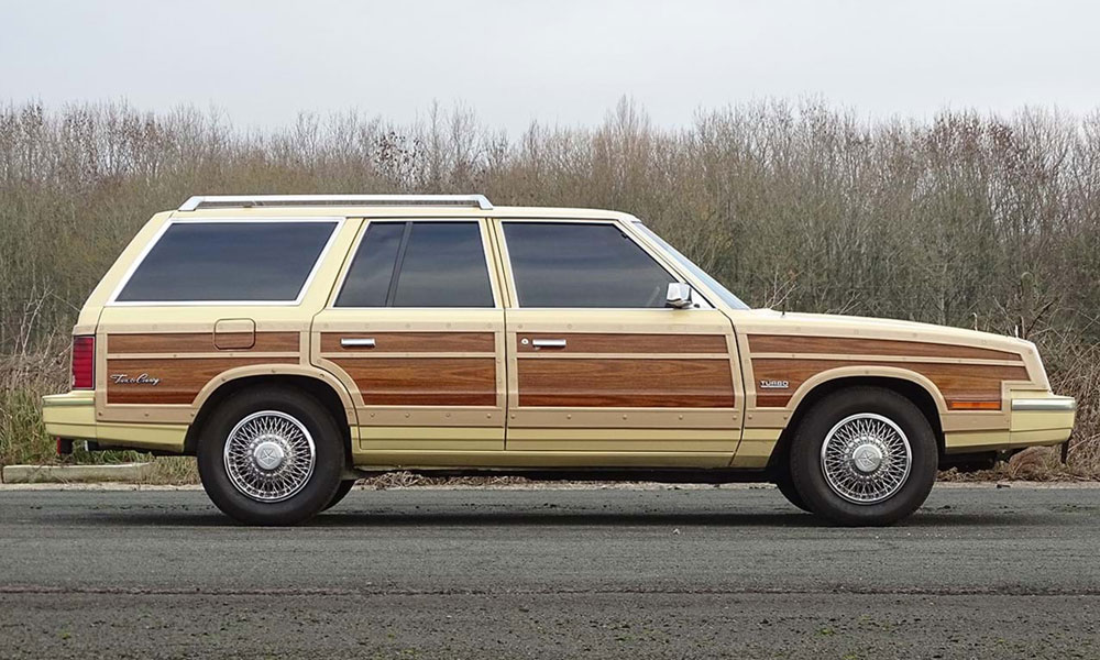 Frank-Sinatras-Woody-Station-Wagon-Is-Going-to-Auction-2