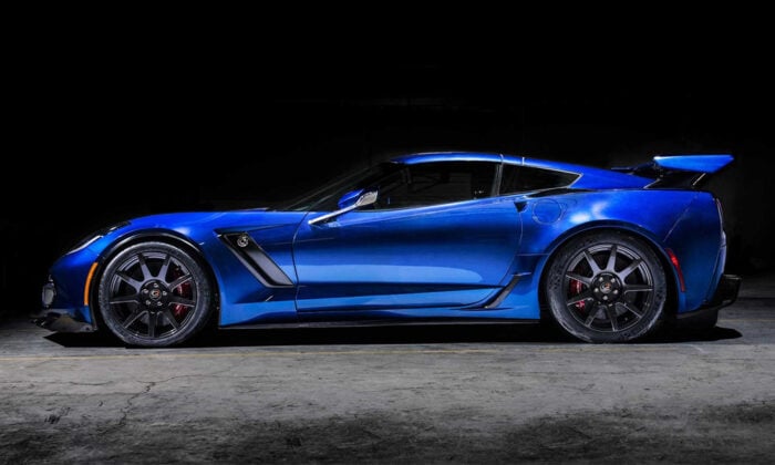 Genovation GXE Electric Corvette