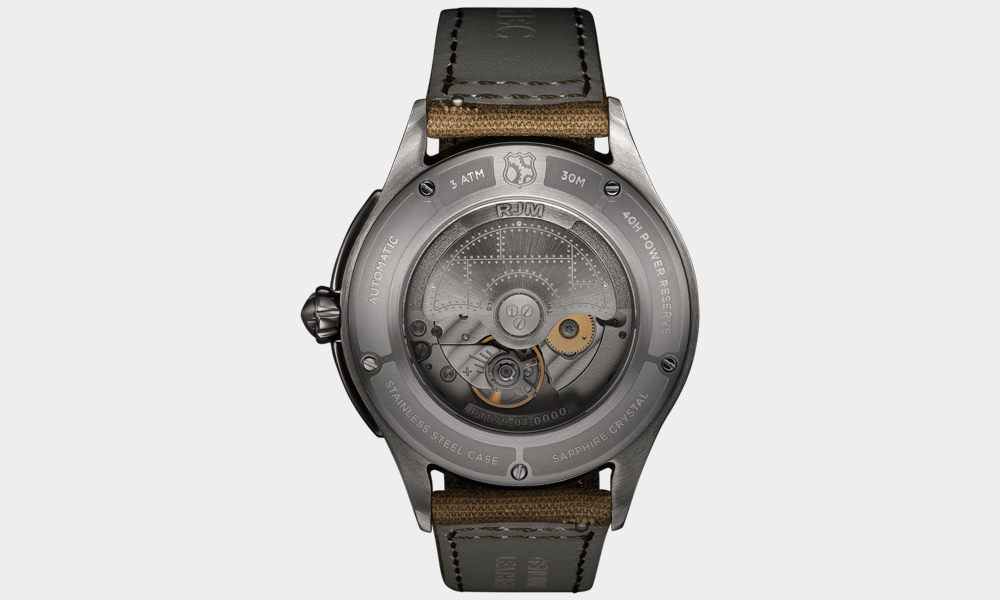 This-Watch-Is-Built-with-Metal-from-a-WWII-Spitfire-2