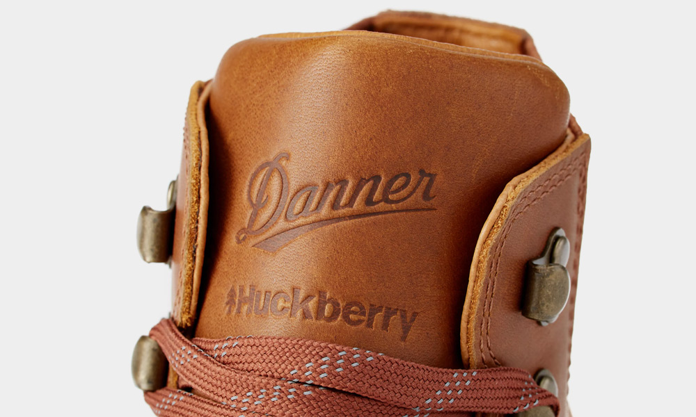 Huckberry-Collaborated-with-Danner-for-a-Unique-Pair-of-Vertigo-917-Boots-5