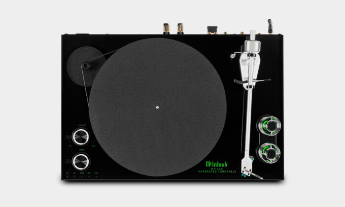 McIntosh-MTI100-Integrated-Turntable-3