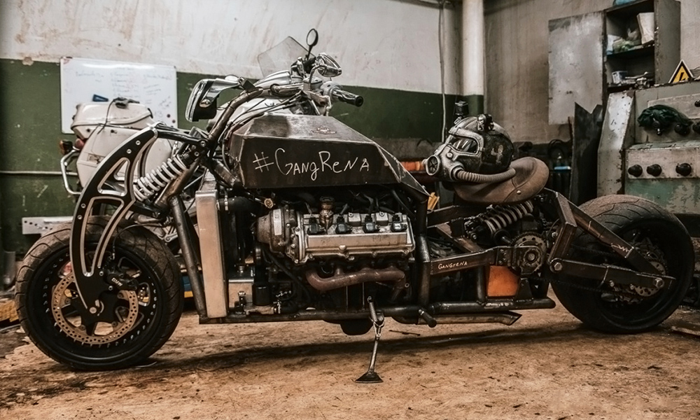 The Russian ‘GangRena’ Bike Is Powered by a Lexus V8 Engine
