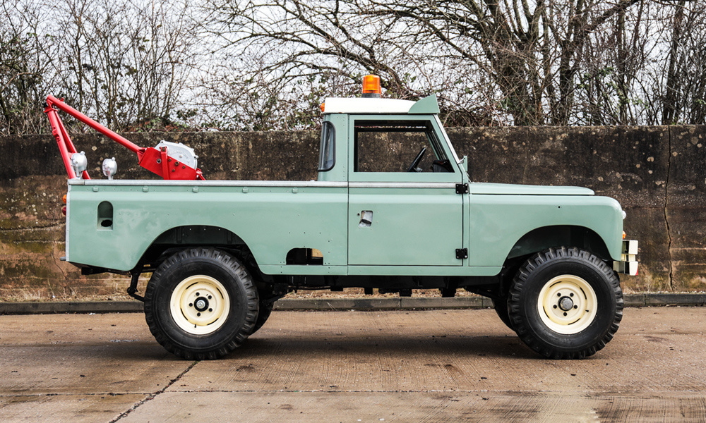 1976-Land-Rover-Series-III-Rescue-Vehicle-2