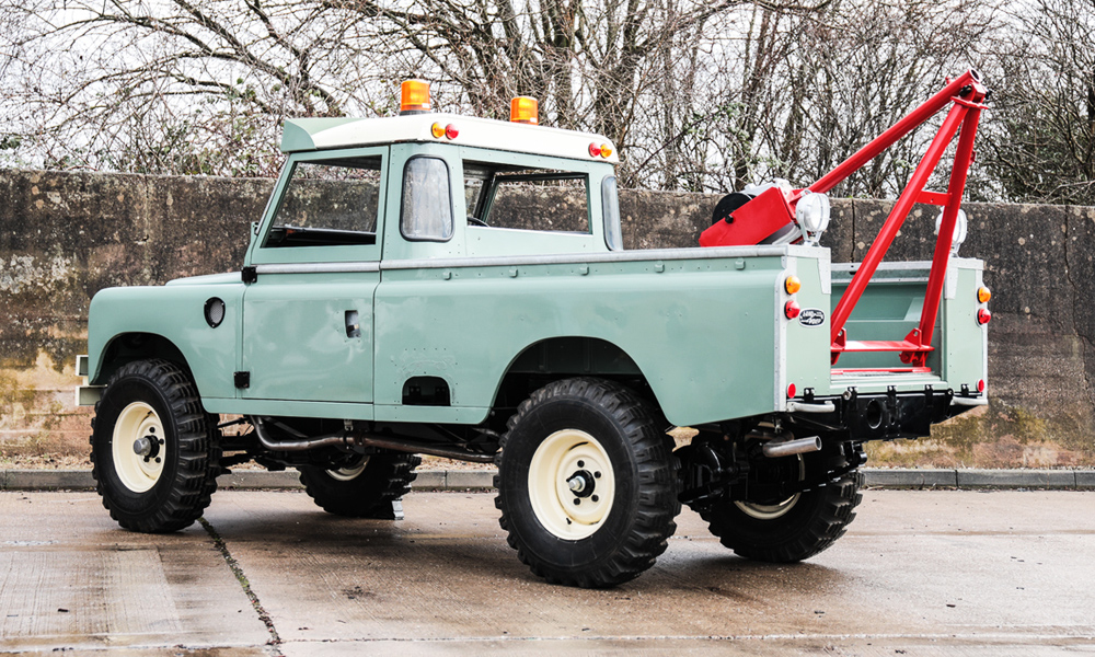 1976-Land-Rover-Series-III-Rescue-Vehicle-3