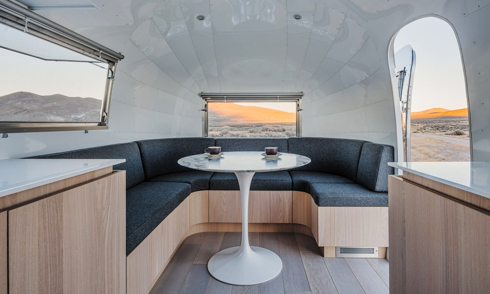 Edmonds-Lee-Architects-Airsteam-Mobile-Office-3