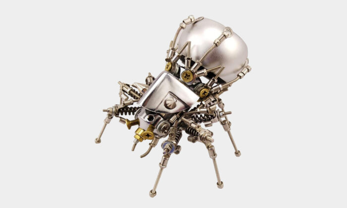 Mechanical-Spider-Bluetooth-Speaker