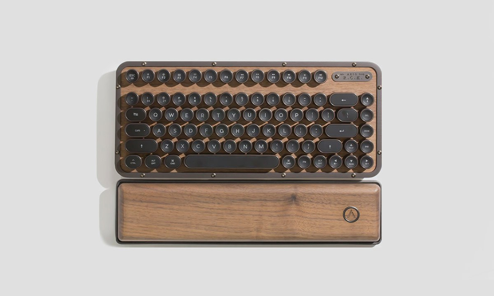 Azio-Retro-Compact-Keyboard-1