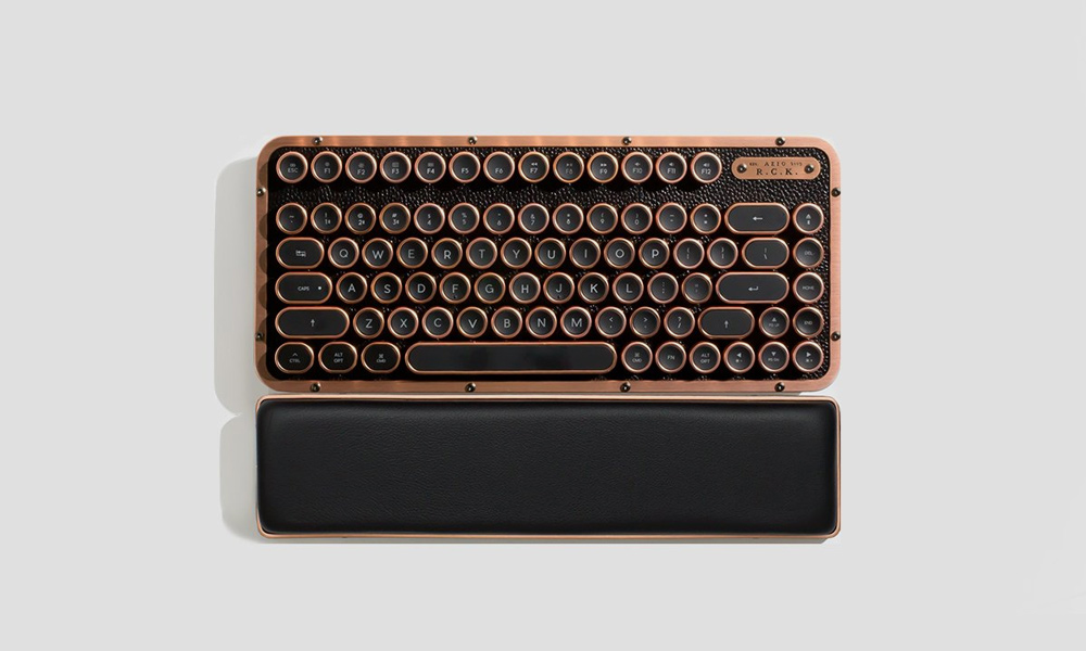 Azio-Retro-Compact-Keyboard-3