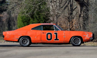 1969-Dodge-Charger-General-Lee-Stunt-Car-Goes-Up-for-Auction-2