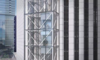 Chicagos-Aon-Center-Is-Getting-an-82-Story-Glass-Elevator-1