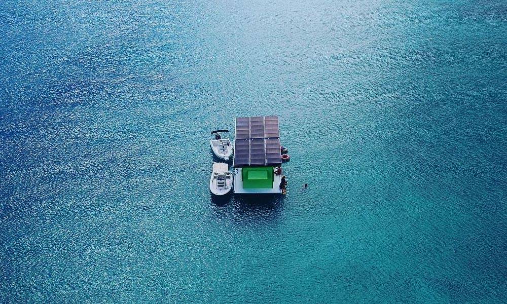 Lime-Out-Is-a-Floating-Taco-and-Cocktail-Bar-in-the-Virgin-Islands-2