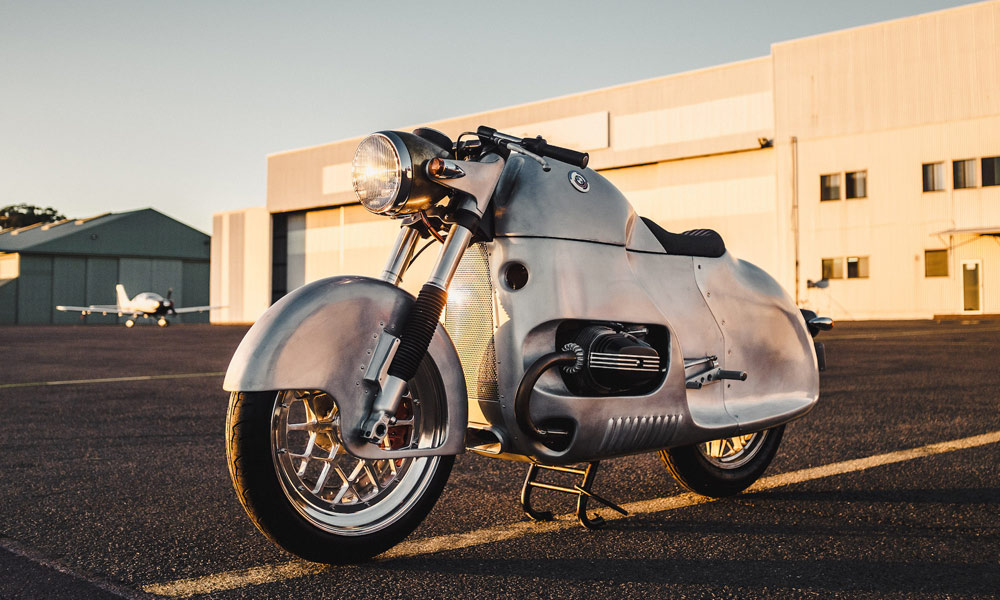 BMW-R100-RS-is-a-Nod-to-the-Automotive-Past-2