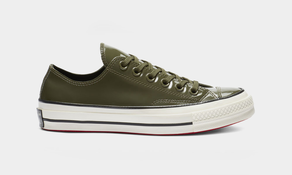 chuck 70 patent leather low top