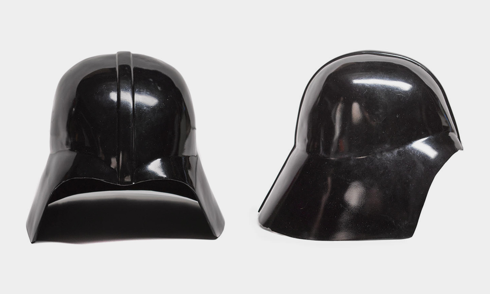 Original-1980-Darth-Vader-Costume-Goes-Up-for-Auction-6