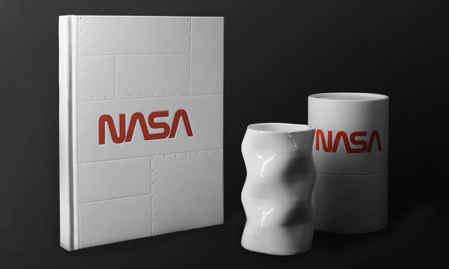 Astro Reality NASA AR Mug & Journal