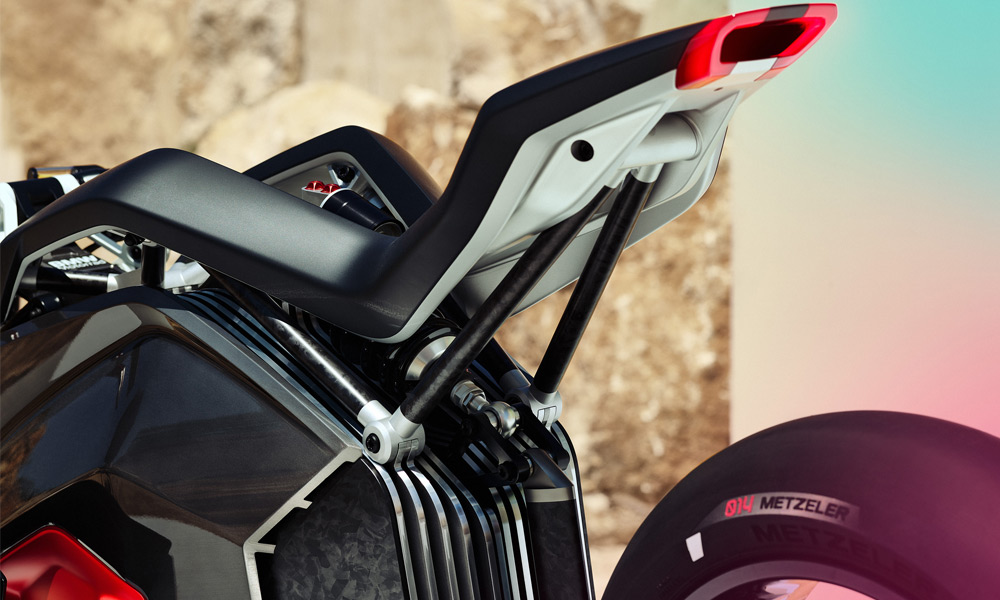 BMW-Motorrad-Vision-DC-Roadster-Concept-Motorcycle-6