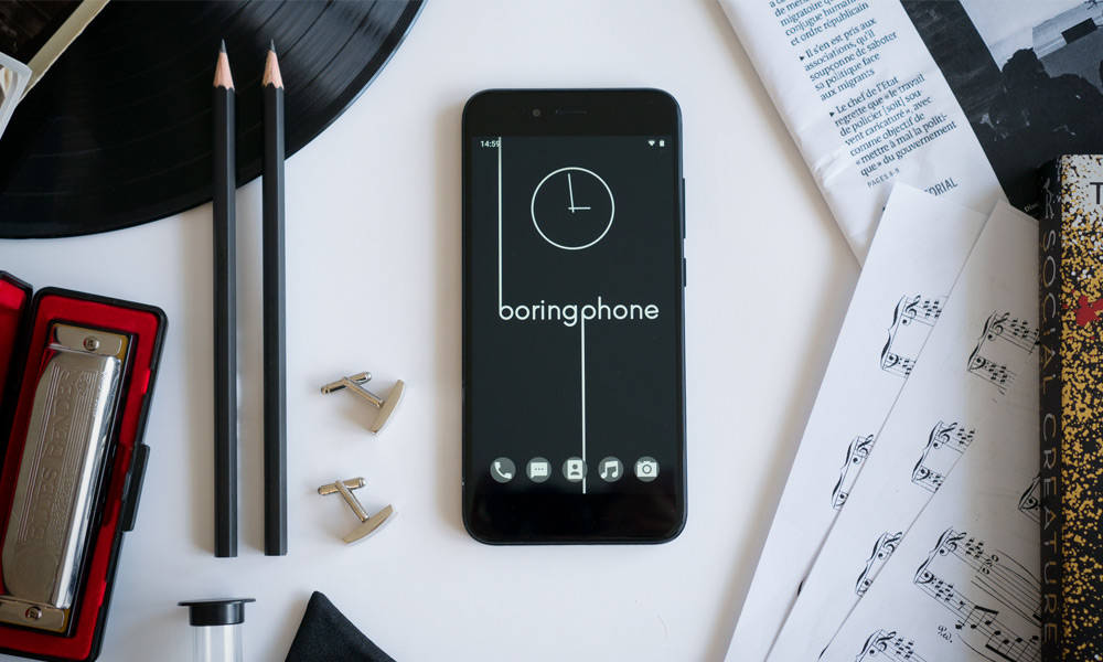 BoringPhone-Is-a-Minimalist-Smartphone-That-Reduces-Distraction-3