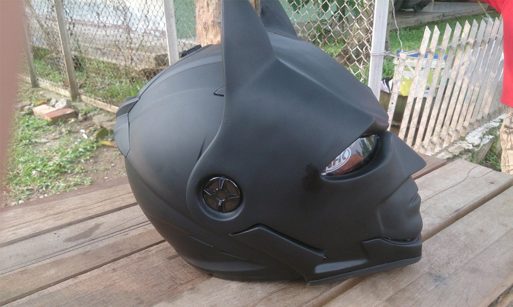 Mistralnesia-Batman-Motorcycle-Helmet-2
