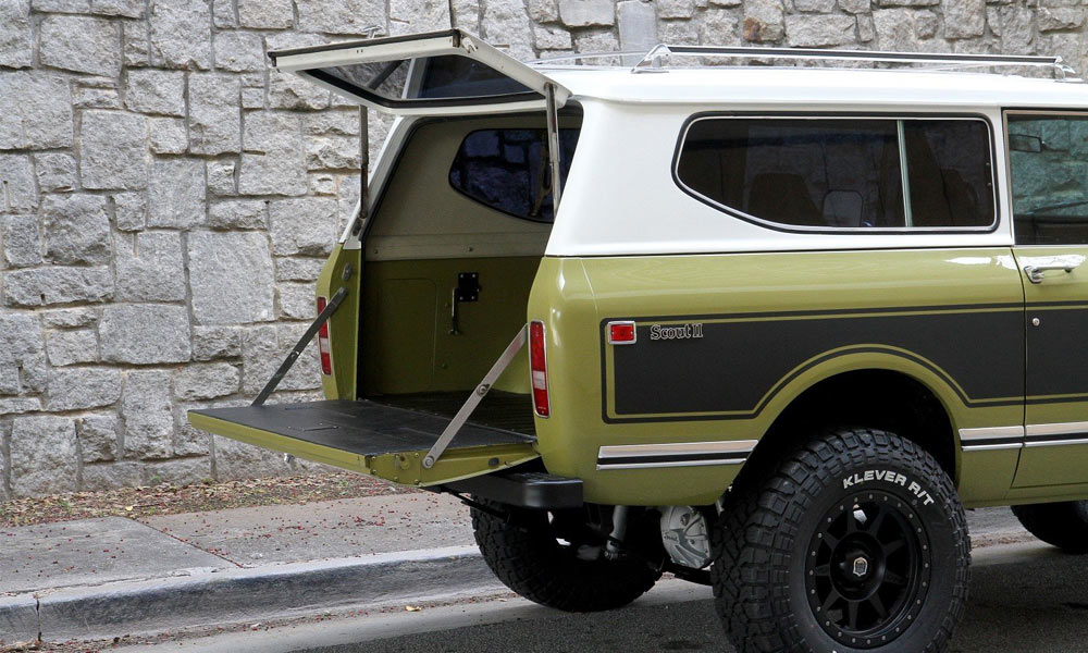Motorcar-Studio-Made-Another-Pristine-International-Harvester-Scout-II-9