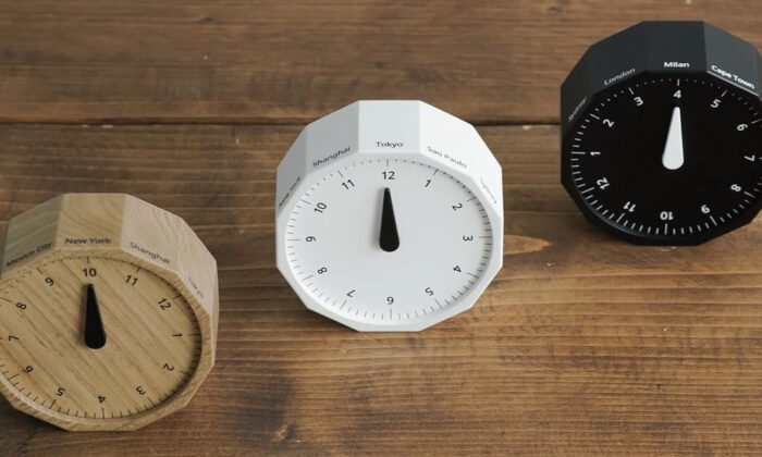 This Clock Rotates to Display the Time in Different Zones