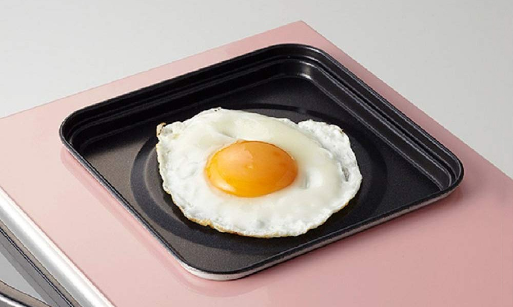 Koizumi-Japanese-Toaster-Oven-with-Fried-Egg-Function-3