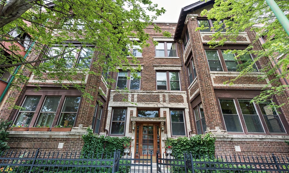 Own George R.R. Martin’s Former Home in Chicago’s Uptown Neighborhood