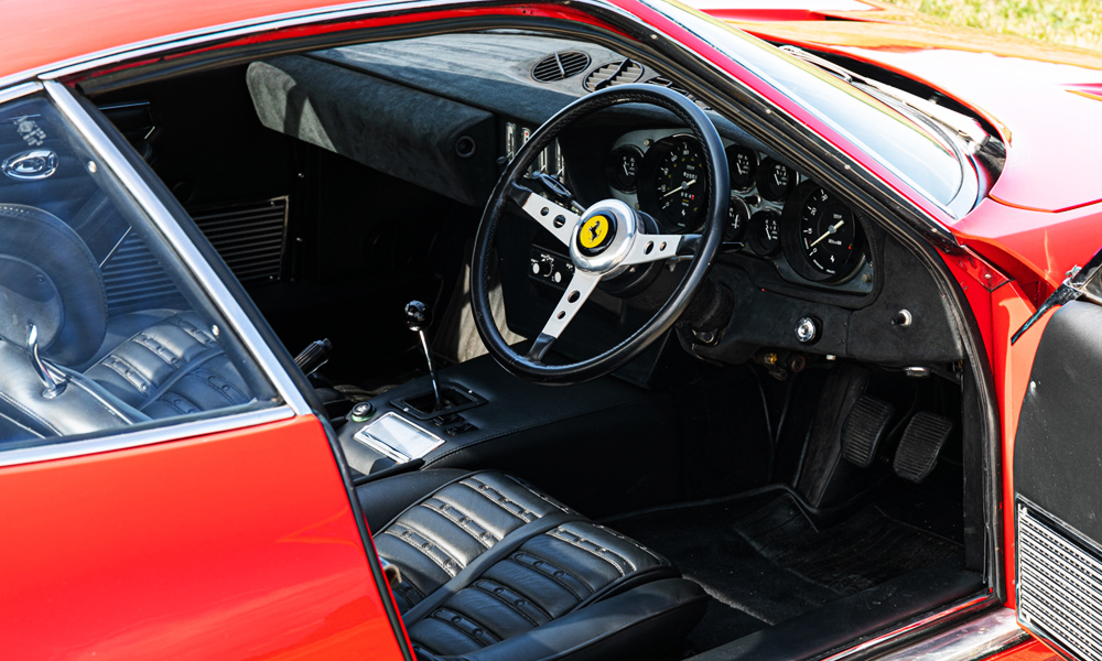 Sir-Elton-John-1972-Ferrari-Daytona-6