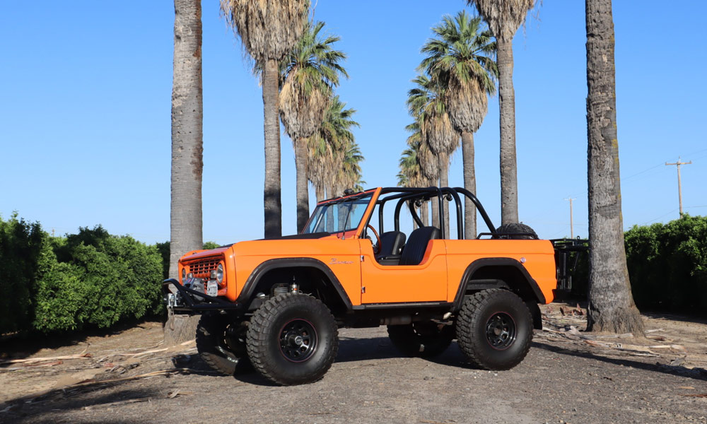 This-1969-Modified-Ford-Bronco-Is-Ready-for-the-Beach-3