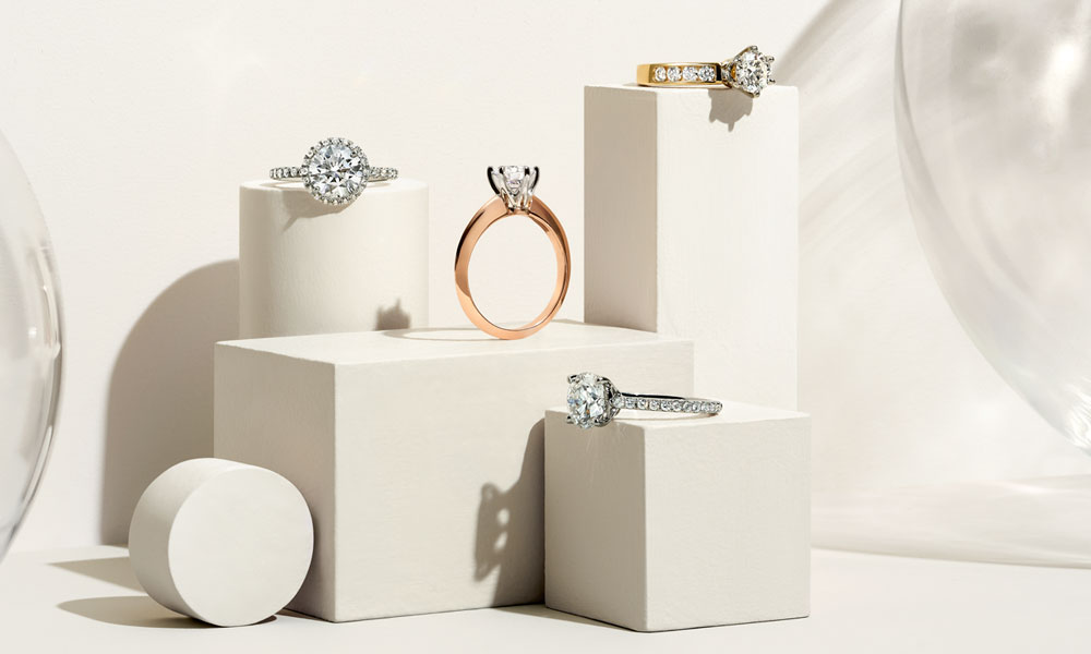 Design Your Perfect Engagement Ring with Couple