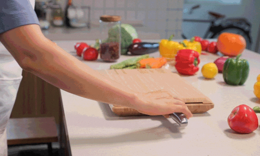 ChopBox-Smart-Cutting-Board