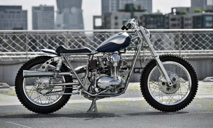 Kawasaki W650 2LOUD Custom