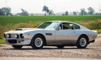 1977-Aston-Martin-V8-Vantage