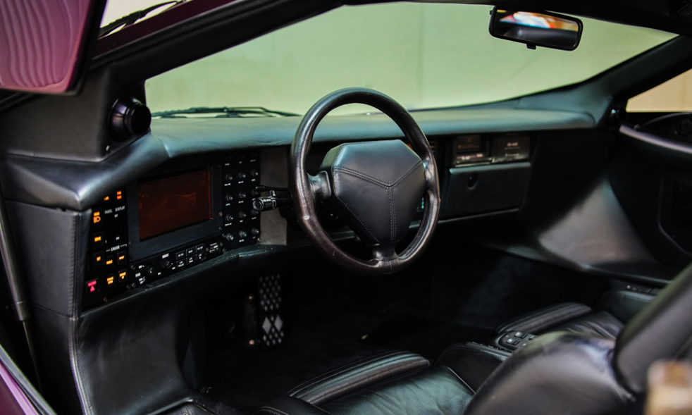 1991 Vector W8 | Cool Material