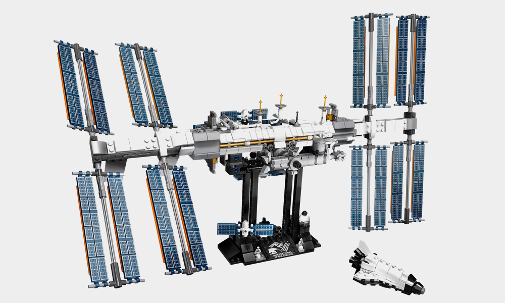 LEGO-International-Space-Station