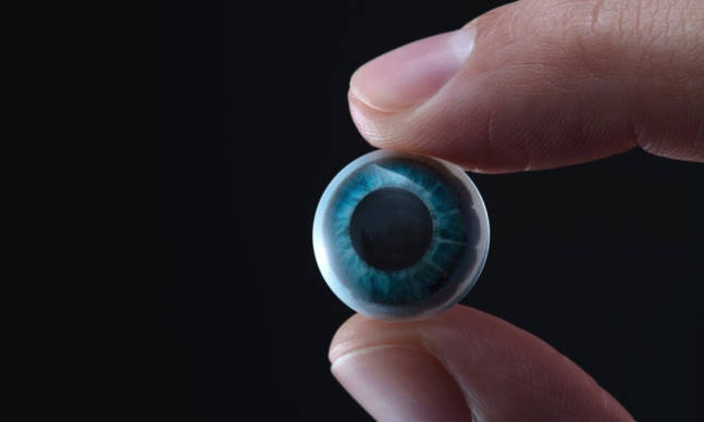 Mojo Contact Lenses Essentially Give You Superpowers