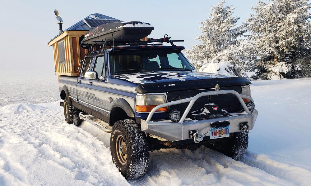 1996-Ford-F-350-Has-Its-Own-Log-Cabin-Mini-Home-2