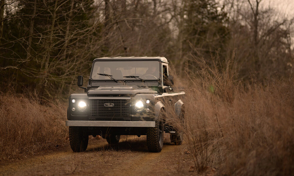Commonwealth-Classics-Georgetown-Land-Rover-Defender-110-8