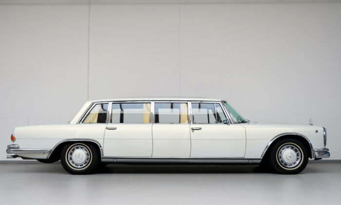1975-Mercedes-Benz-600-Pullman-Maybach-W100