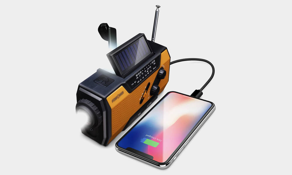 FosPower-Emergency-Solar-Hand-Crank-Portable-Radio-2