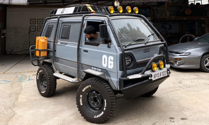 Holy-Shift-Garage-Suzuki-Omni-Battle-Van