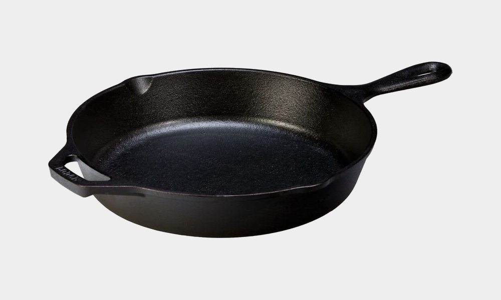 Stay Home: This Cast Iron Skillet Has 30k Positive Reviews and Is Only $15